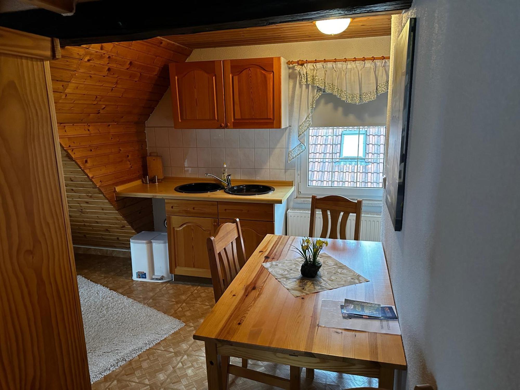 Pension Zum Faesschen Naumburg  Buitenkant foto